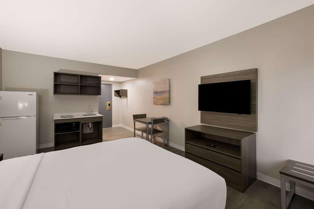 Suburban Studios Milwaukee Airport Rum bild