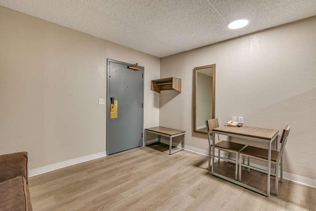 Suburban Studios Milwaukee Airport Rum bild